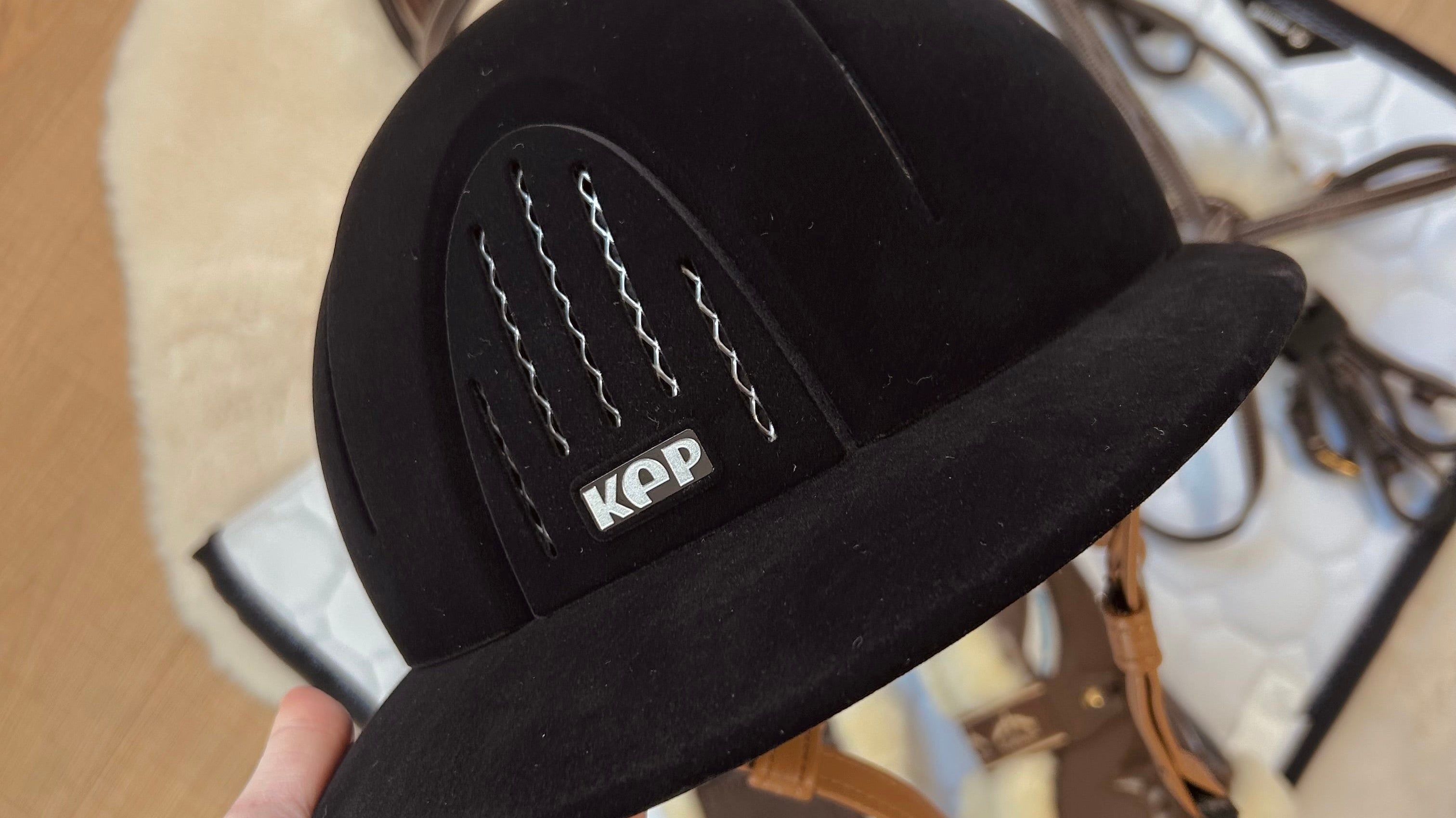 De nieuwe Kep Italia Velvet collectie: de perfecte helm voor een klassieke hunterlook