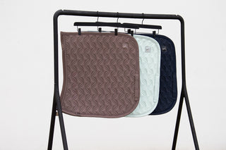 Eskadron Classic Sports 24SS zadeldekje Sparkle Floral dressuur smoke taupe